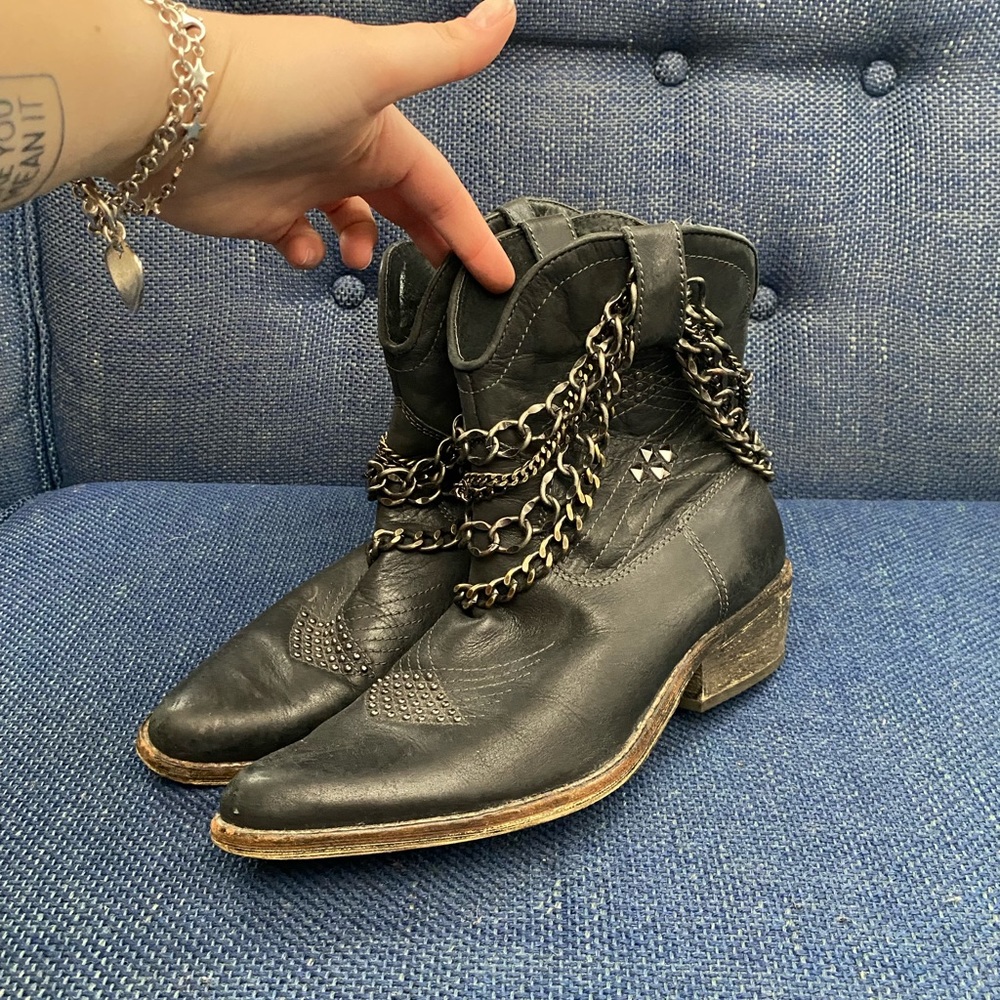 7.5 ZigiNY 'She's Always Mine' Boots